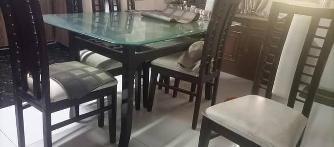 tdinn8ng table