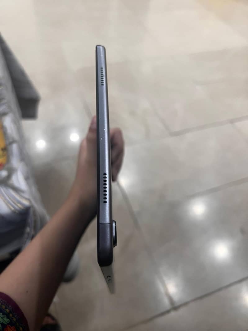Samsung tablet 1