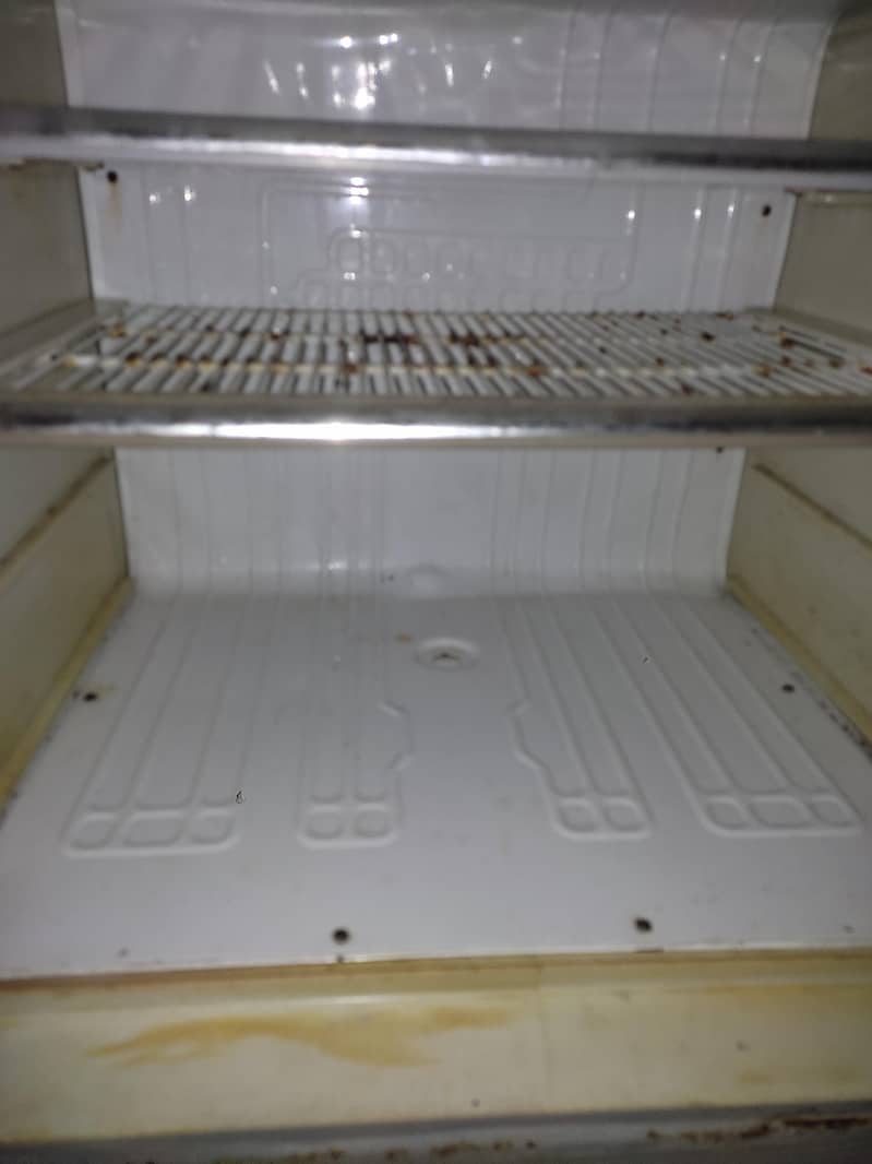 dawlance fridge 3