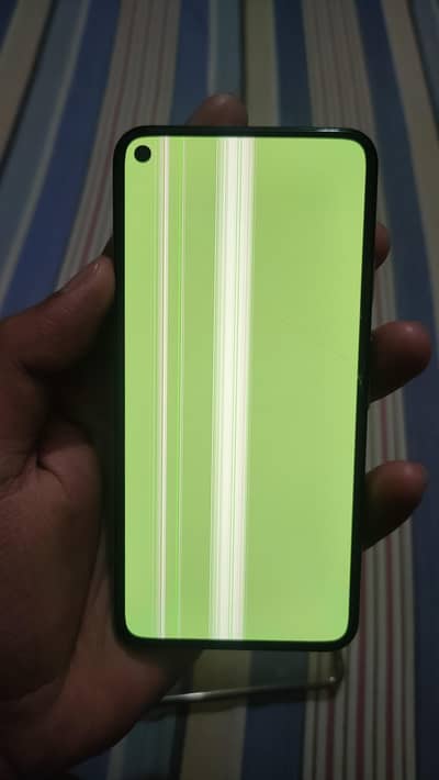 Pixel 5a Panel green screen issue pta approved single sim