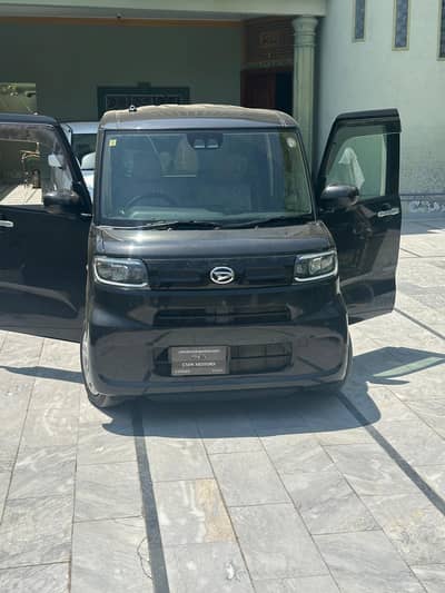 Daihatsu Tanto  Model: 2023 Import: Fresh 2026