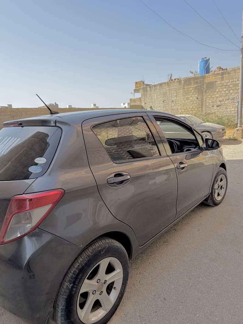 2012-2015 vitz 3