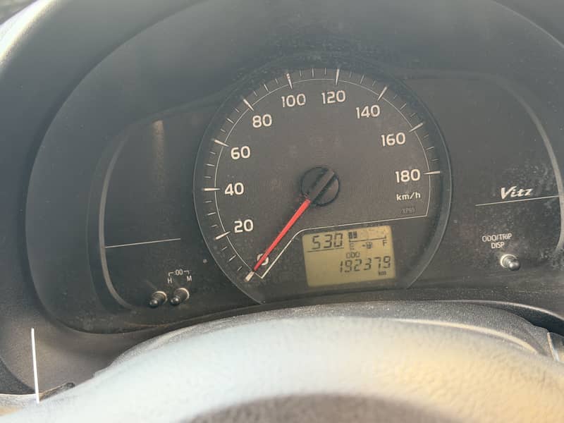 2012-2015 vitz 11