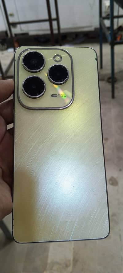 Tecno SPARK 40 pro
