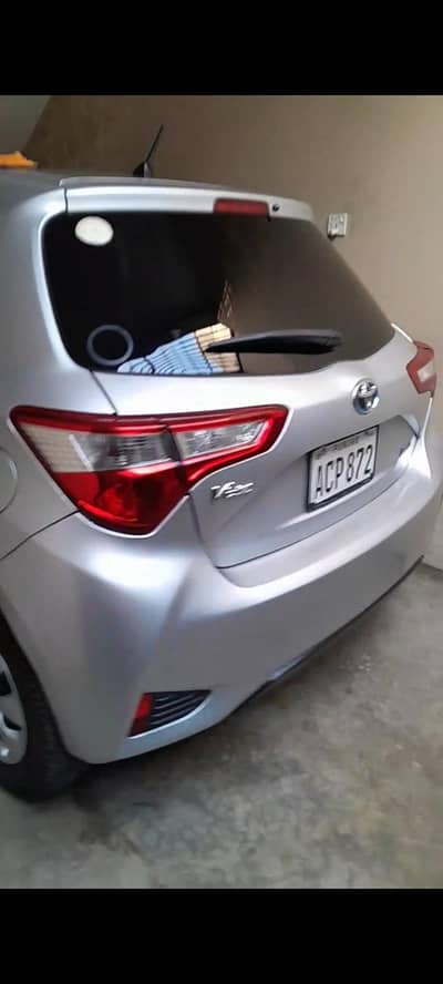 toyota vitz hybrid 1.5 cc total jenuon new car new yokohama tyre