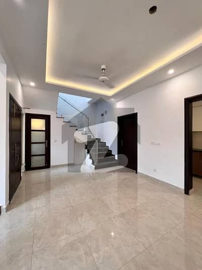 Prime Location In Bahria Town - Ali Block House For sale Sized 125 Square Yards