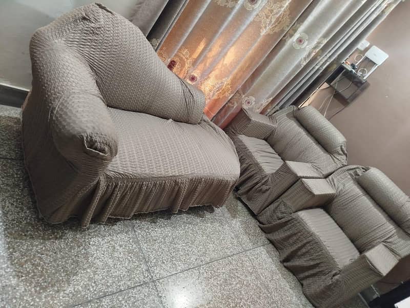 7 seater sofa 0