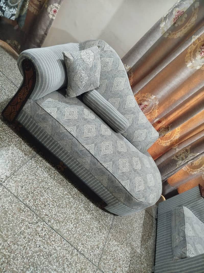 7 seater sofa 3