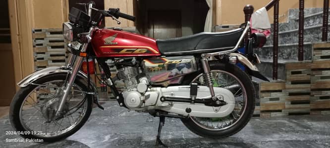 Honda CG 125 Special Edition|Year 2022| One Hand Used, Urgent Sell