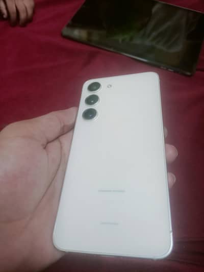 Samsung S23