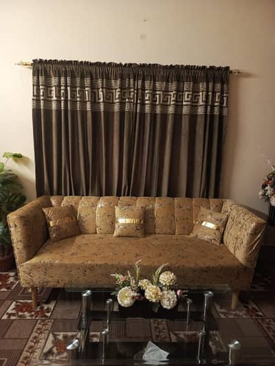 7-seater sofa set with tabel