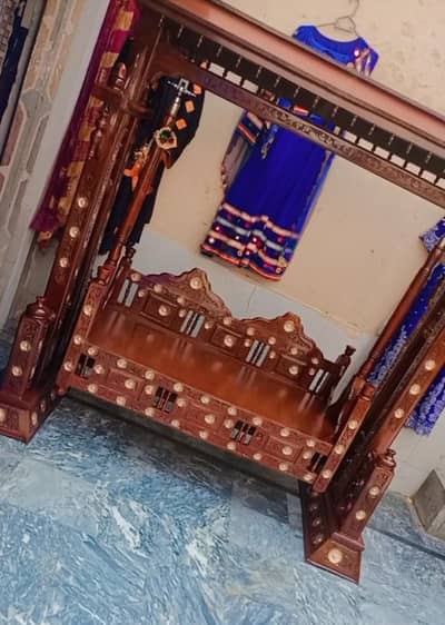 Wooden Jhoola for Sale – Good Condition”