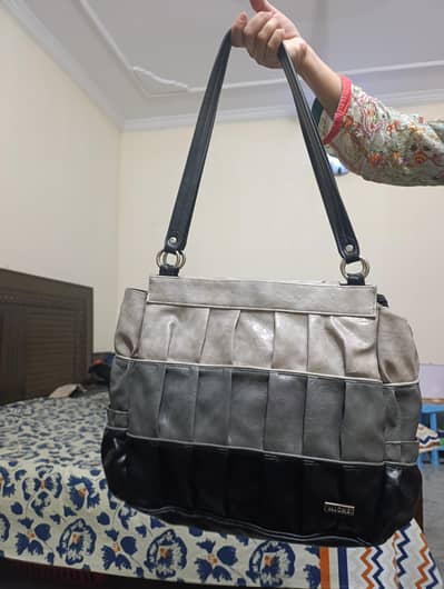 MICHE Ladies Large Handbag New Condition