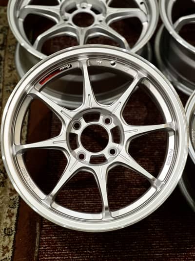 15 inch lightweight