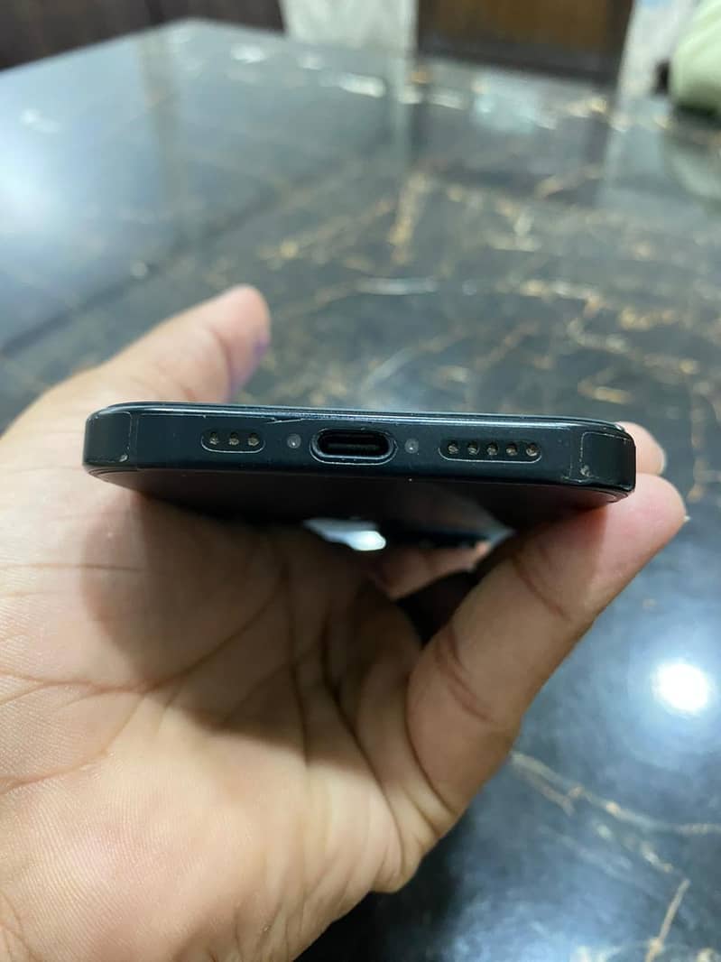 Apple iPhone 15 3