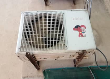 Haier split AC - 1 ton