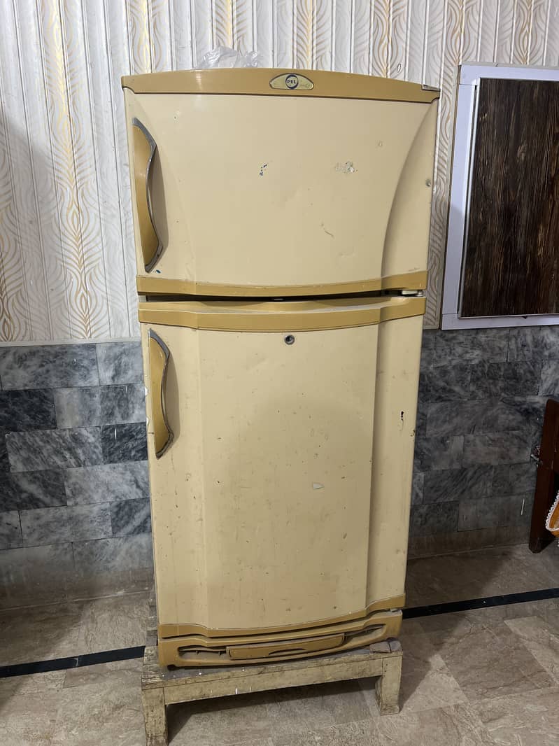 Refrigerator 0