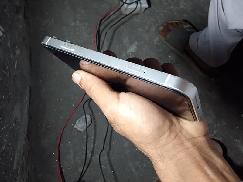 iPhone 17 pro Max 3