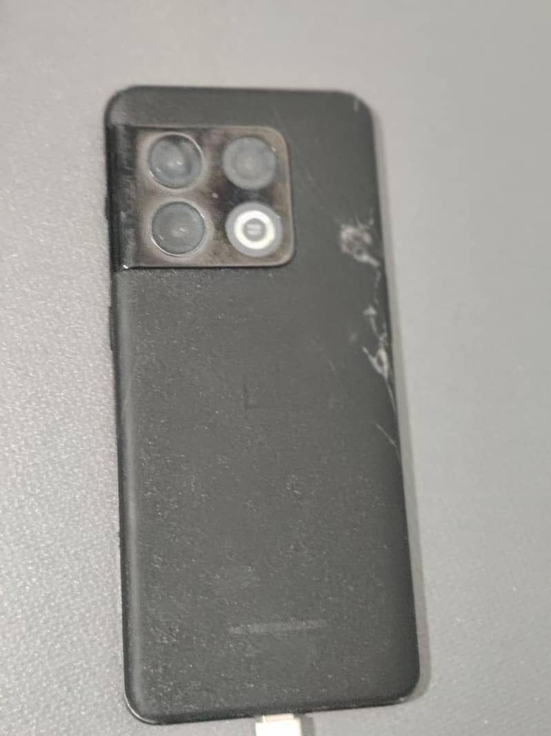 one plus 10 pro 1