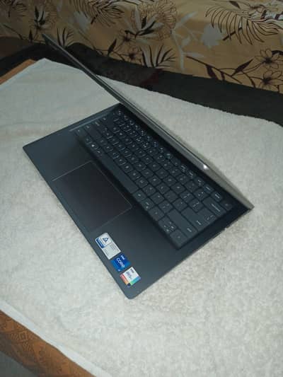 Dell Vostro 14 H Processor i7 11th Gen Available on wholesale
