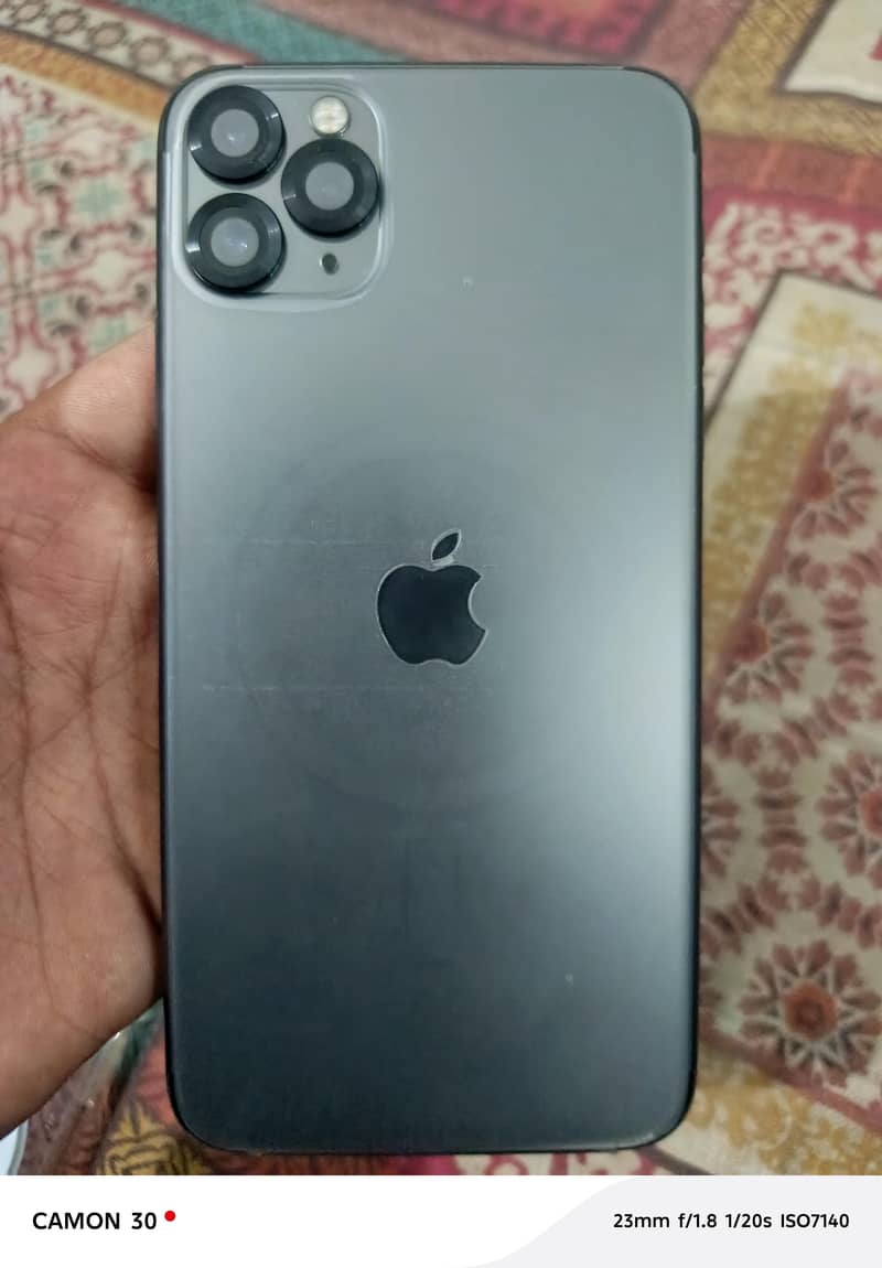 iphone 11 pro max 1