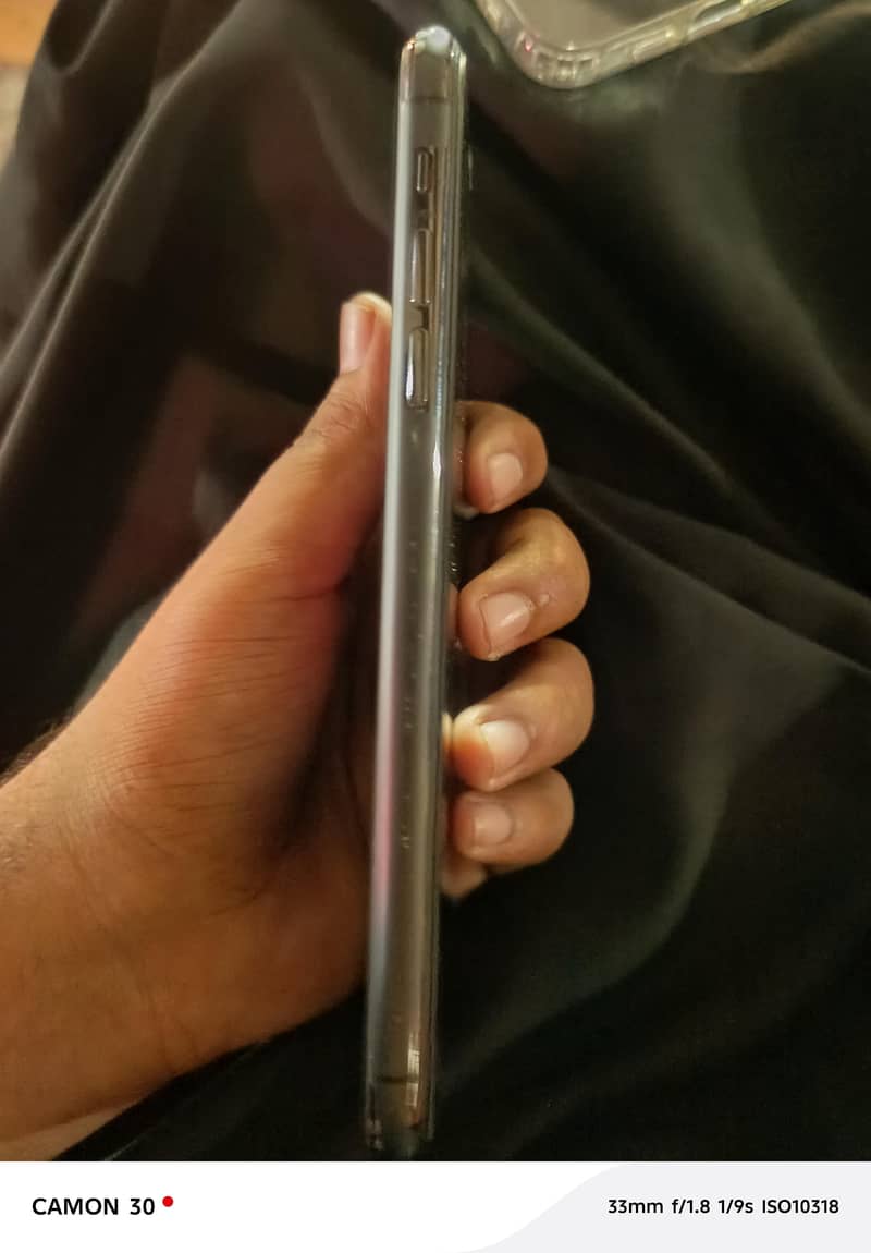 iphone 11 pro max 10