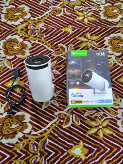 Same led tv 4K HIGH DEFINITION PROJECTOR