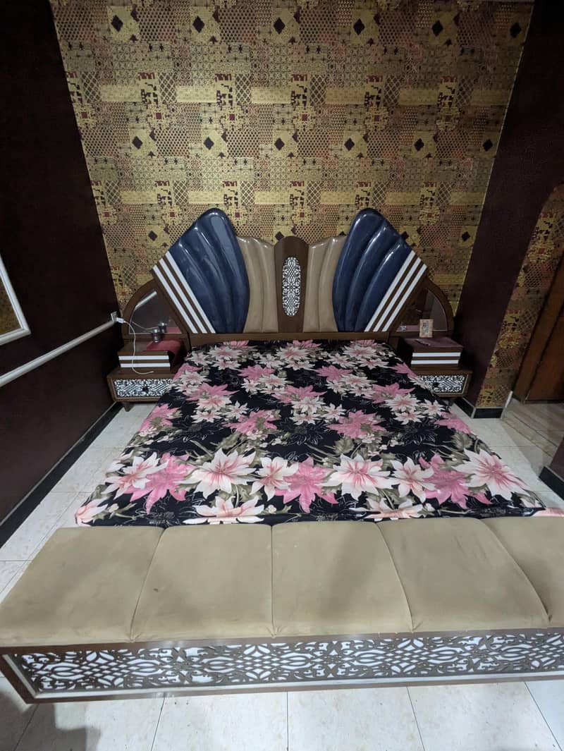 bed and dressing only 6
