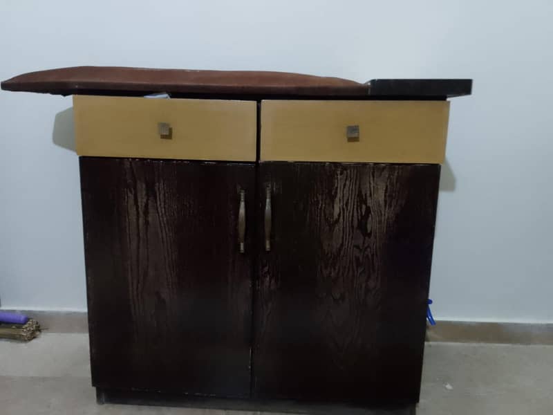 Iron Table 0