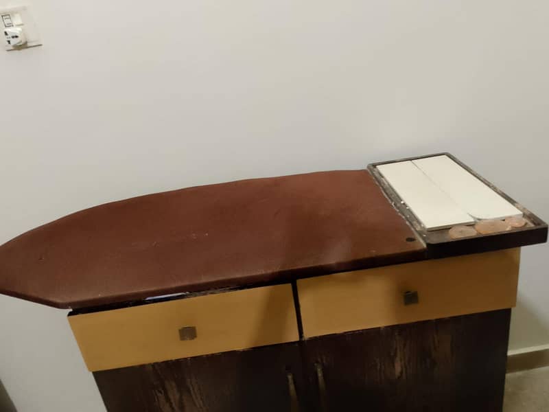 Iron Table 1