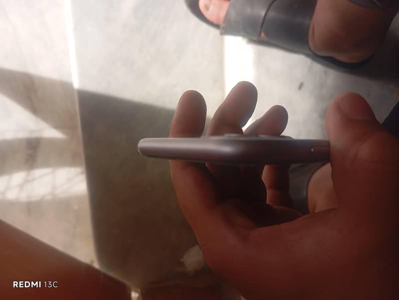iPhone 11 6