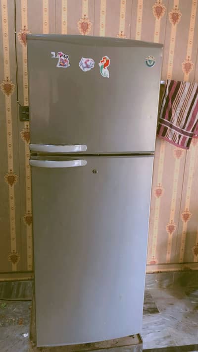 Frig for sale