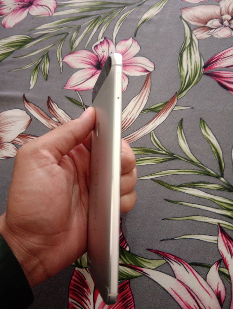 HUAWEI 1