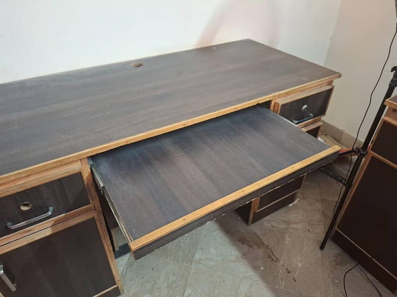 Office work table 3