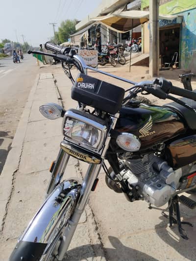 Honda CG 125 Special Gold Edition 2025