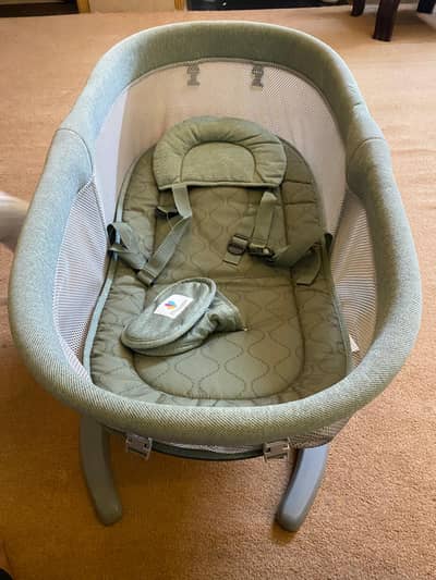 Mastela H Multi-Motion Baby Cradle (10/10 Condition) – Like New