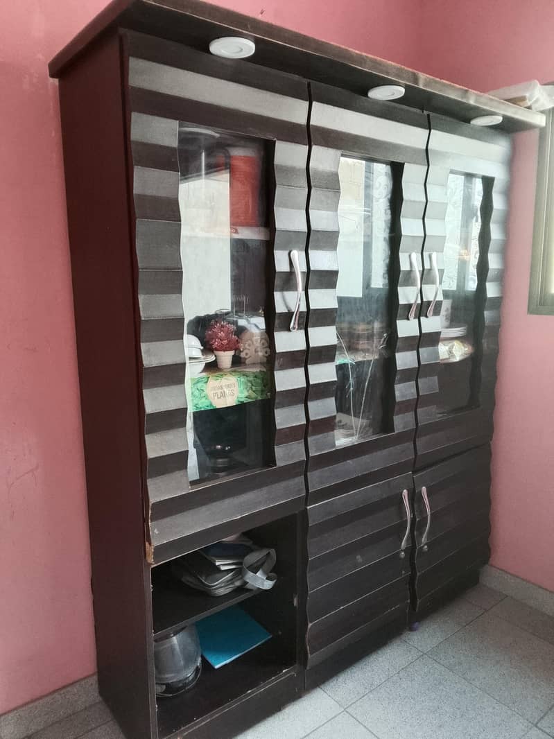 showcase and dressing table 3