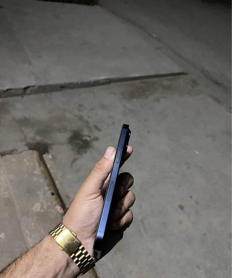Iphone 15 pro max 1