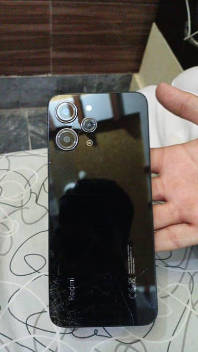 realme 12