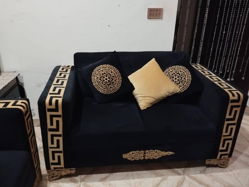 sofa set (versace design) 2