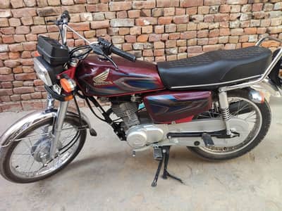 CG 125 Red 21/22 model condition 10/9