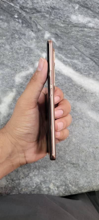 vivo v40e 8+8 / 256