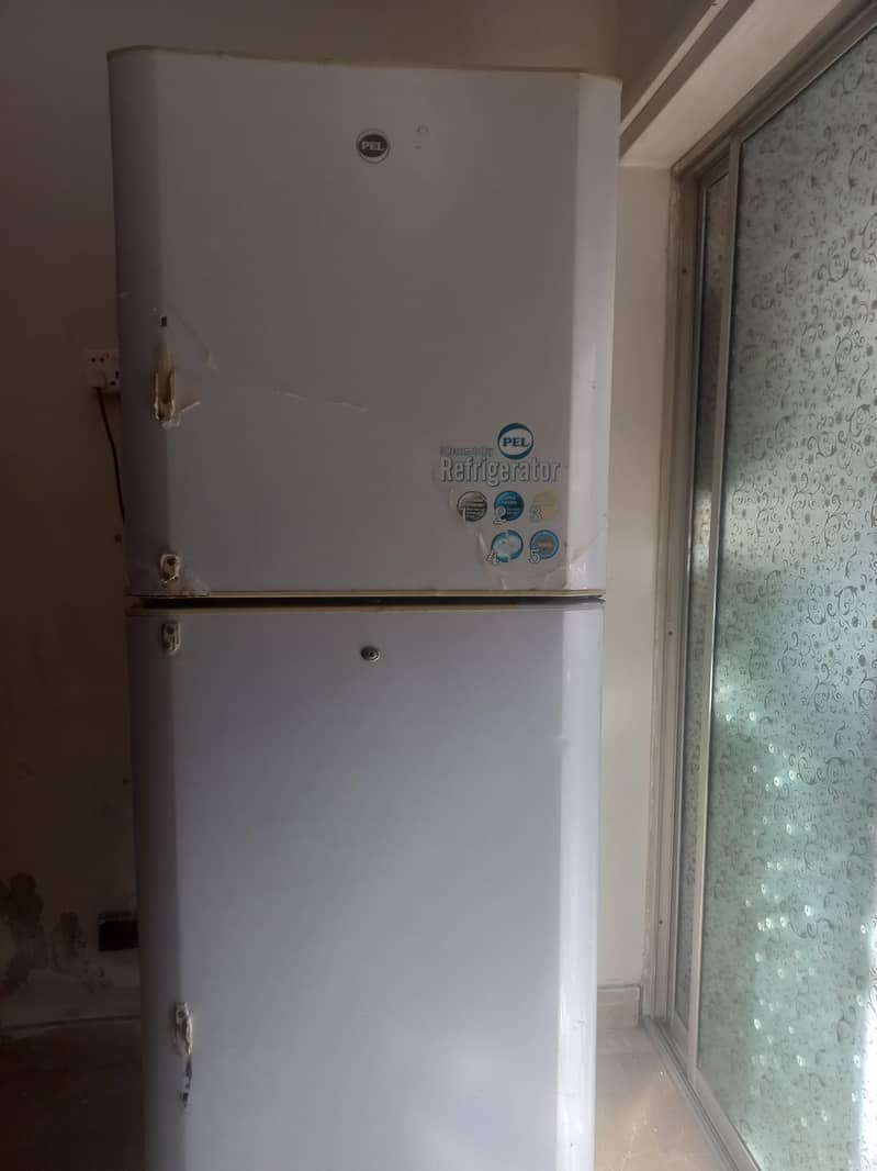refrigerator 0