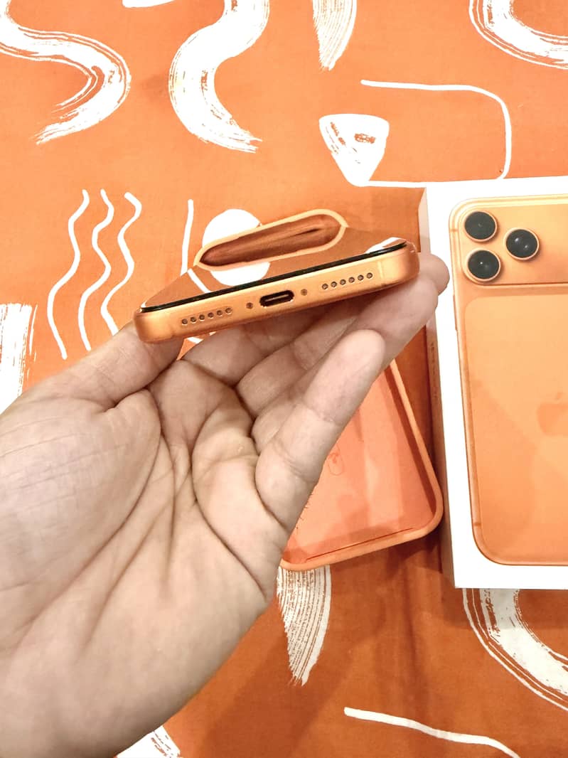 Iphone 17 pro max 6