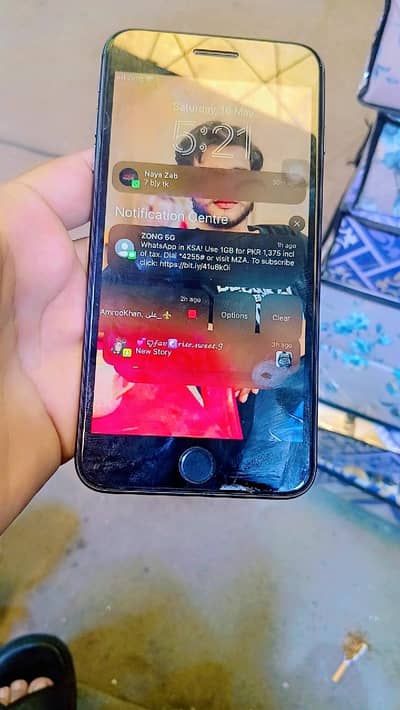 i phone 8 plus 64 gb 03136843461