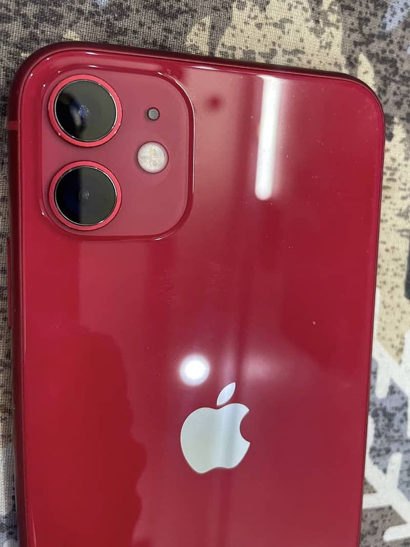 iPhone 11 2