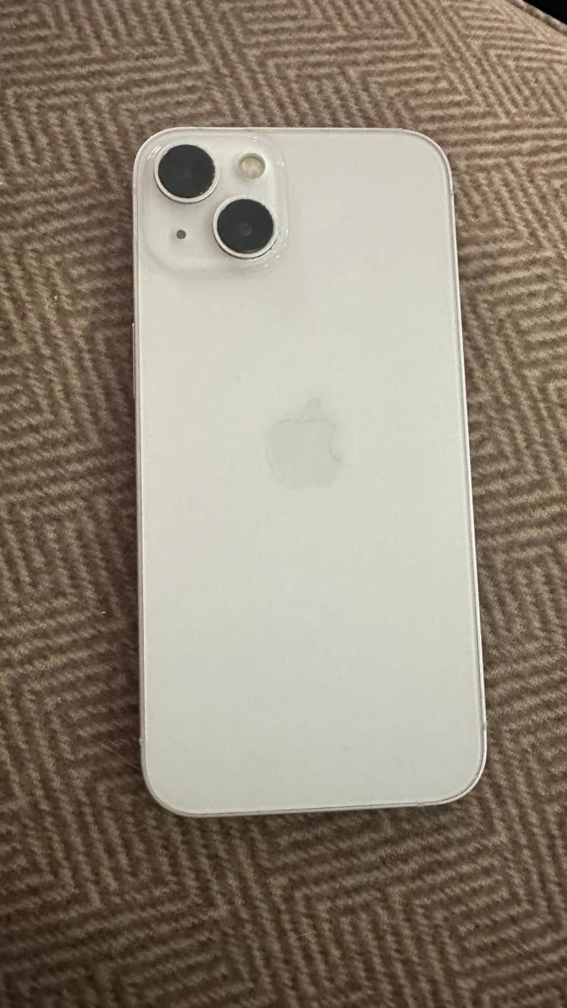 iPhone 13 4