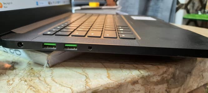 razar black laptop