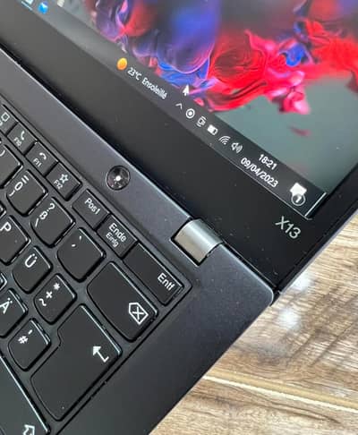 Lenovo Thinkpad X13 Gen1 Ryzen 5pro 2k touch panel 2GB Graphics Card