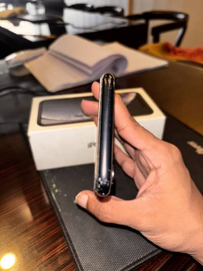 IPHONE XR PTA APPROVE BOX AVAILABLE BLACK COLOUR
